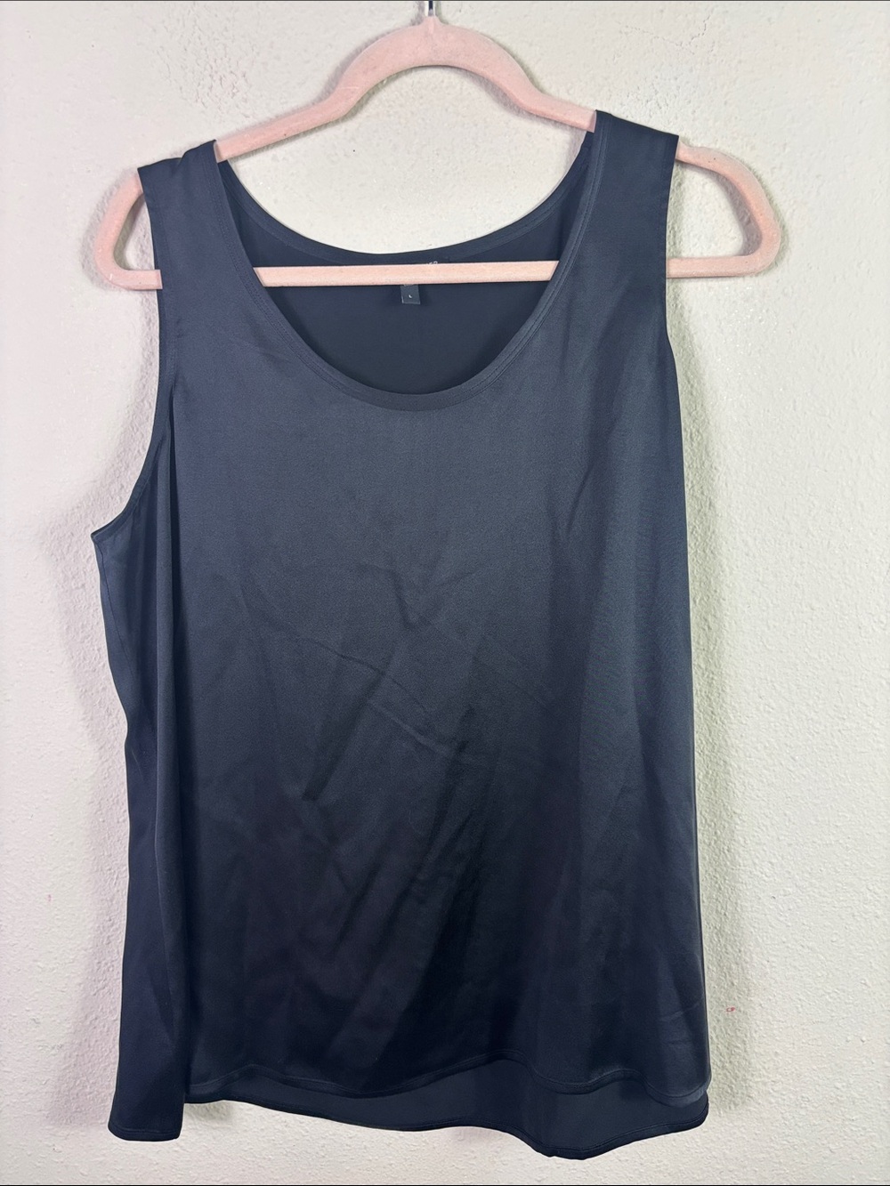 Eileen Fisher 100% Silk Black Lightweight Sleeveless Blouse Tank Top size Large